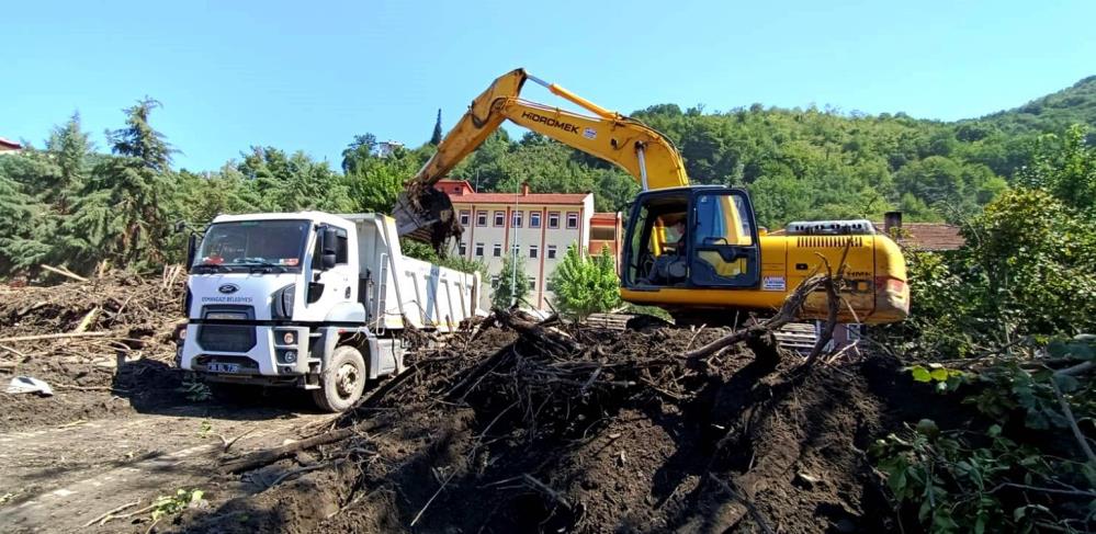 Başkan Dündar’dan Kastamonu’daki ekiplere moral