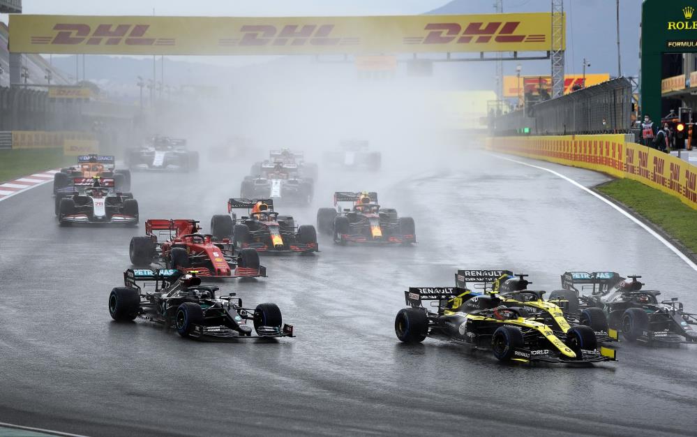 Formula 1 Japonya Grand Prix’ine korona engeli