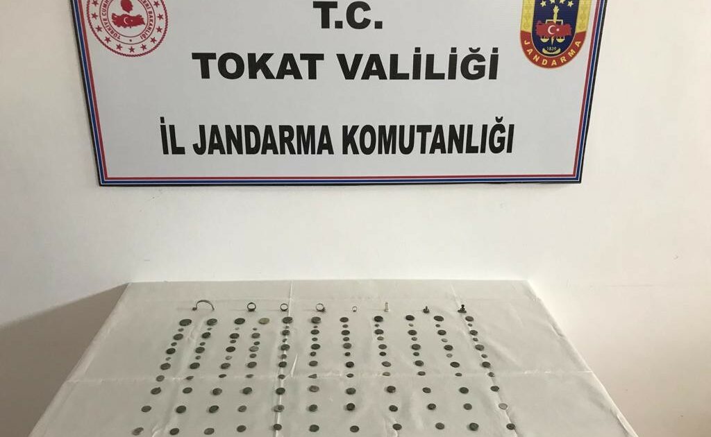 Tam 210 adet tarihi sikke ele geçirildi