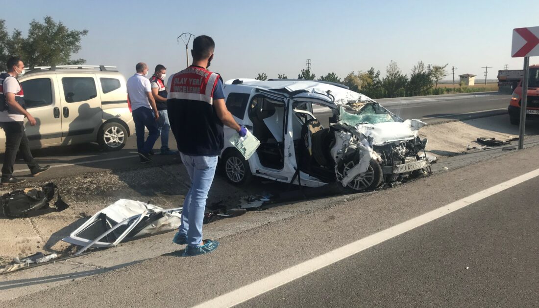 Konya’da feci kaza: 6 ölü, 2 yaralı