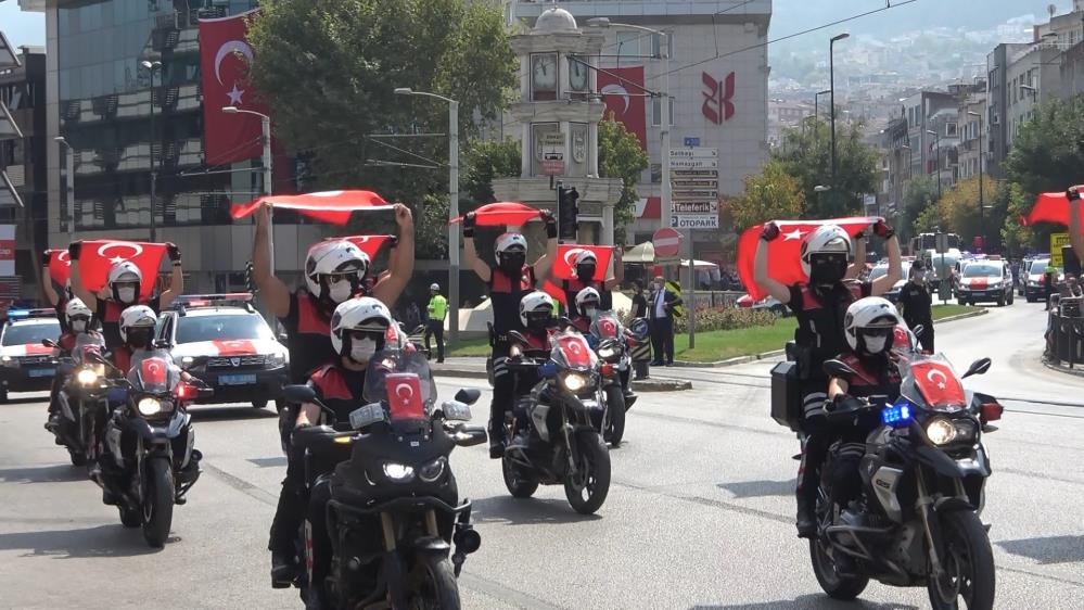 Bursa’da 30 Ağustos Zafer Bayramı coşkuyla kutlandı