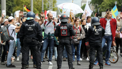 Almanya’da ‘Kovid-19’la mücadele’ protestosu: 80 kişi gözaltına alındı