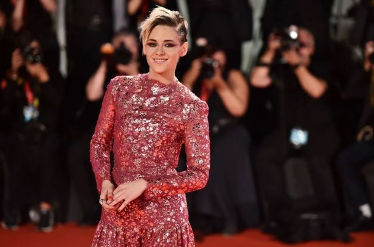 Kristen Stewart’lı Prenses Diana filmi Spencer’dan ilk afiş