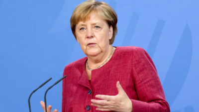 Merkel: ABD olmadan tahliyelere devam edemeyiz