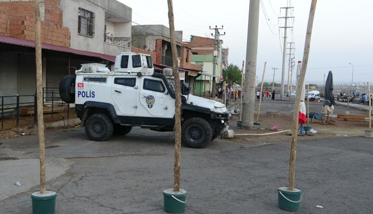 Diyarbakır’da yer kavgası kanlı bitti: 1 ölü, 1 yaralı