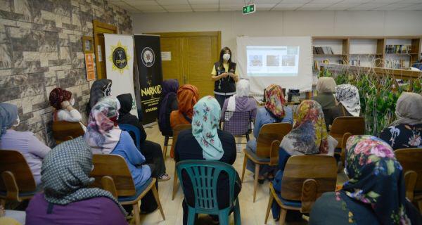 Diyarbakırlı annelere narkotik eğitimi