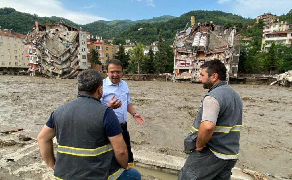 ‘Kastamonu‘nun ilçeleri afet bölgesi ilan edilmeli’