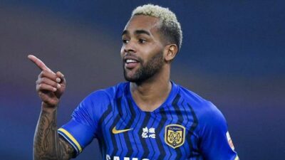 Alex Teixeira’dan heyecanlandıran mesaj