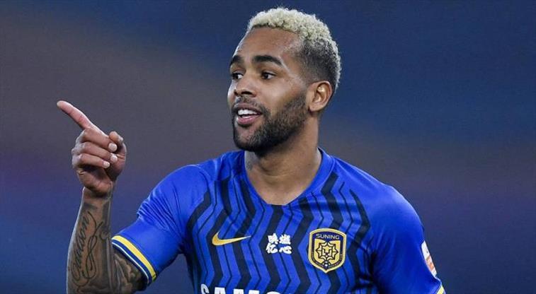 Alex Teixeira’dan heyecanlandıran mesaj