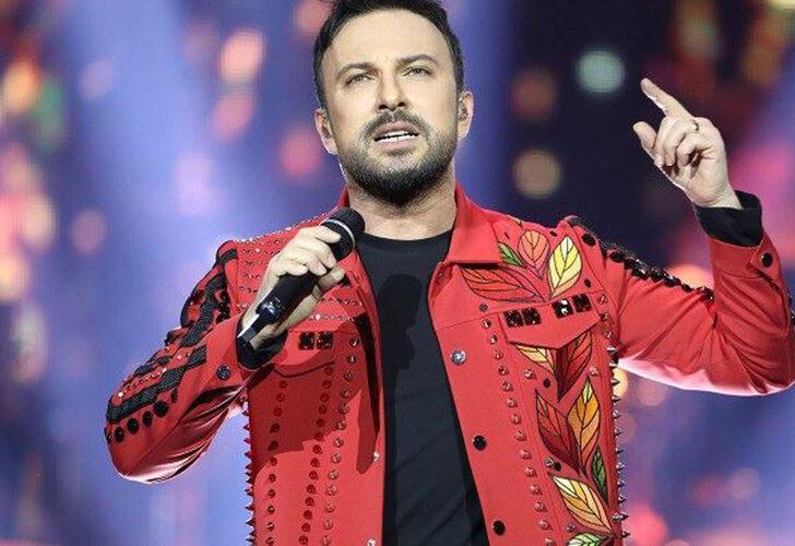 Tarkan: Yarı çıplak bir fotoğraf paylaşıp…