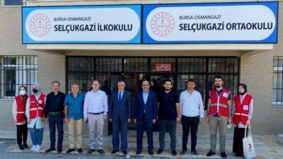 Kızılay Osmangazi’den Selçukgazi İlkokulu’na kütüphane