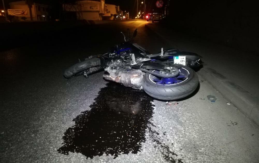 Motosiklet metrelerce sürüklendi: 1 ölü, 1 yaralı