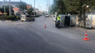 Bursa’da aşırı hız kazayı beraberinde getirdi!