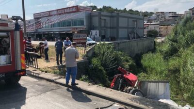 Bursa’da kontrolden çıkan TIR dereye uçtu: 2 yaralı