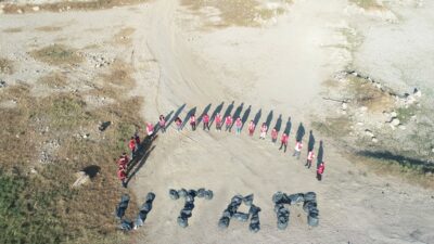 İnegöl’de çöplerle “Utan” yazdılar