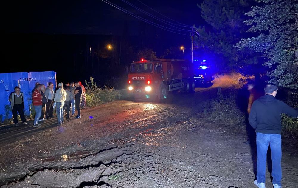 Sobadan çıkan yangında baba ve 3 çocuğu hayatını kaybetti