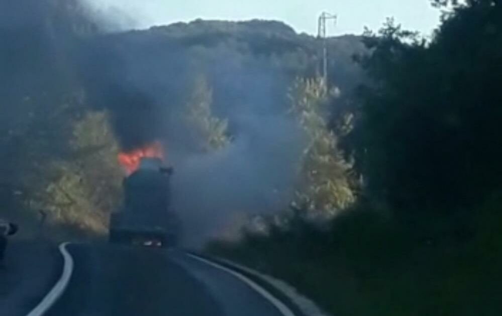 Bursa’da sülfürik asit yüklü tankerde yangın