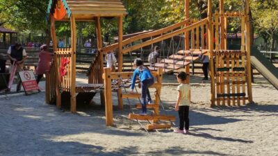 Bursa hayvanat bahçesinde survivor parkuru gibi park