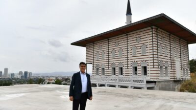 Osmangazi Camii’ne yakışan hizmet