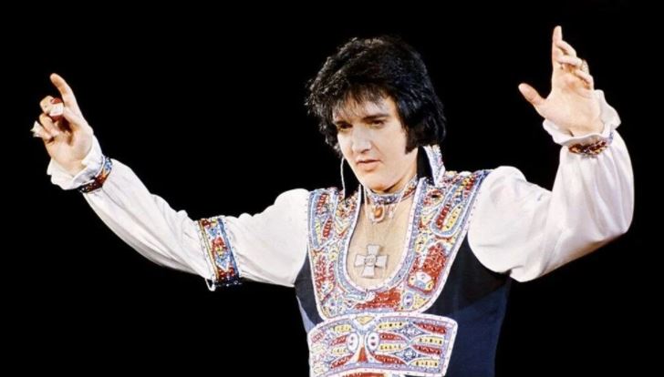 Elvis Presley’nin saçı 605 bin liraya satıldı