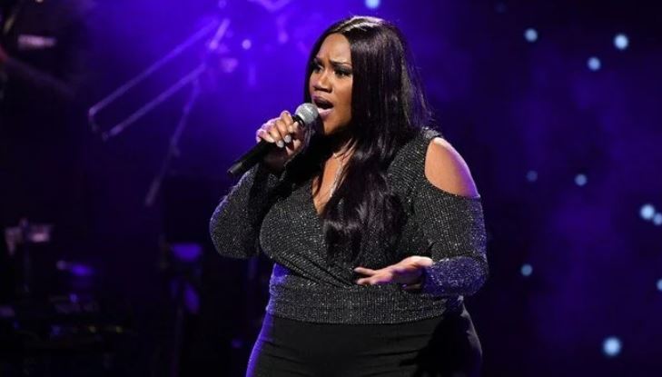 Şarkıcı Kelly Price corona virüse yenildi