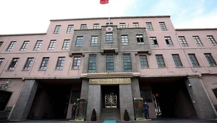 MSB: İki generalin emeklilik talebi kabul edildi