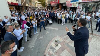 İYİ Parti yeni döneme başladı! Karacabey’e tam kadro çıkarma…