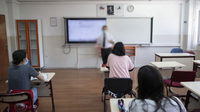 ‘Din dersinde Alevi sorgusu’ yaptığı iddia edilen öğretmen, görevden uzaklaştırıldı