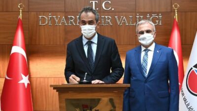 Bakan Özer: Diyarbakır’da 21 sınıfta eğitime ara verildi