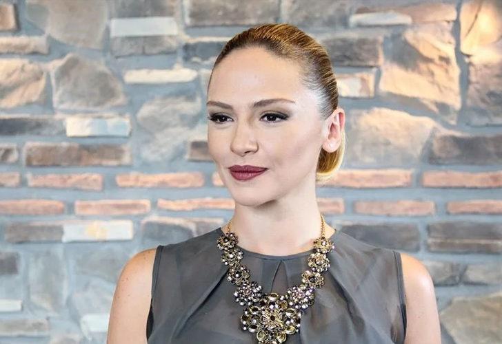 Sinem Öztürk setlere dönüyor