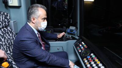 BursaRay’da yeni dönem… Metroda bekleme süresi azaldı, kapasite arttı!