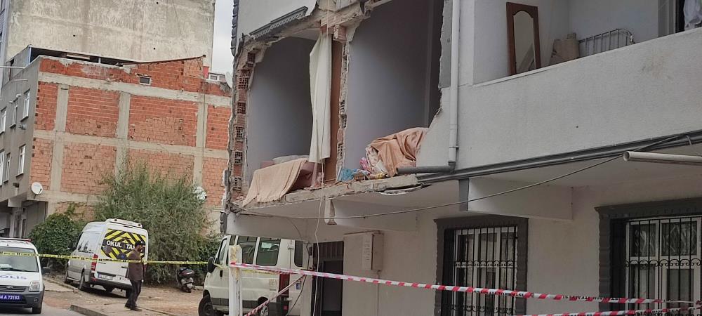 Mutfak tüpü bomba gibi patladı: 3 yaralı