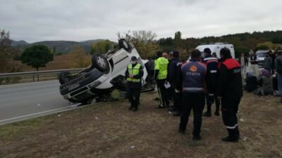 Tarım işçilerini taşıyan minibüs devrildi: 17 yaralı