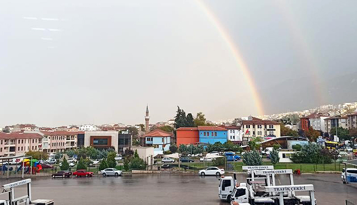 Bursa’da gökkuşağı büyüledi