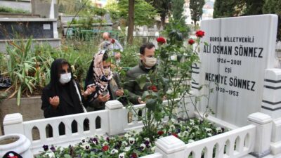 Ali Osman Sönmez, vefatının 20. yıldönümünde dualarla anıldı