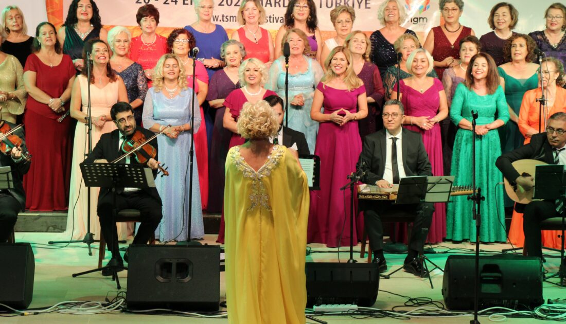 Nilüfer Kadın Korosu Mardin’de konser verdi