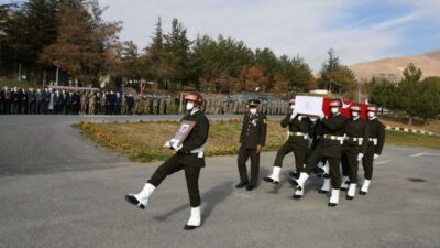 Hakkari şehidi için tören düzenlendi