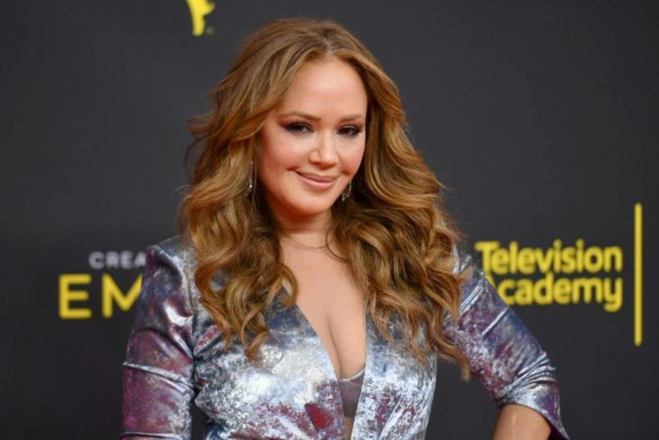 Leah Remini’dan Laura Prepon’a tarikat eleştirisi