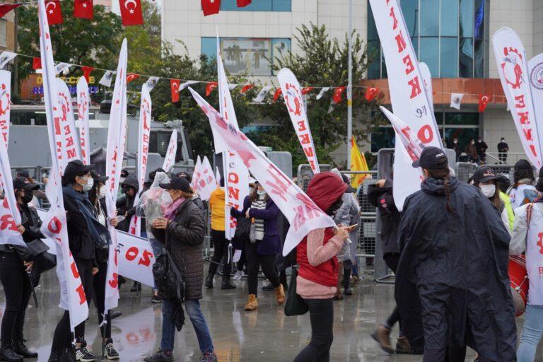 İşçi ve Emekçi Mitingi’nde EYT’ye destek mesajı