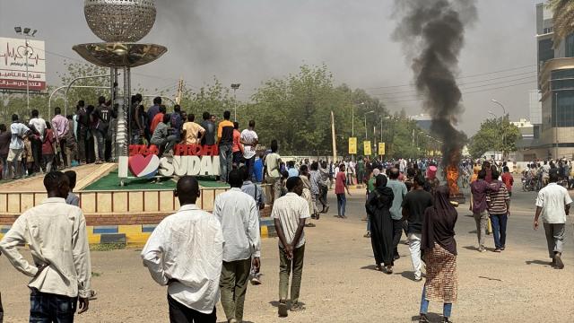 Sudan’da 3 muhalif lider gözaltına alındı