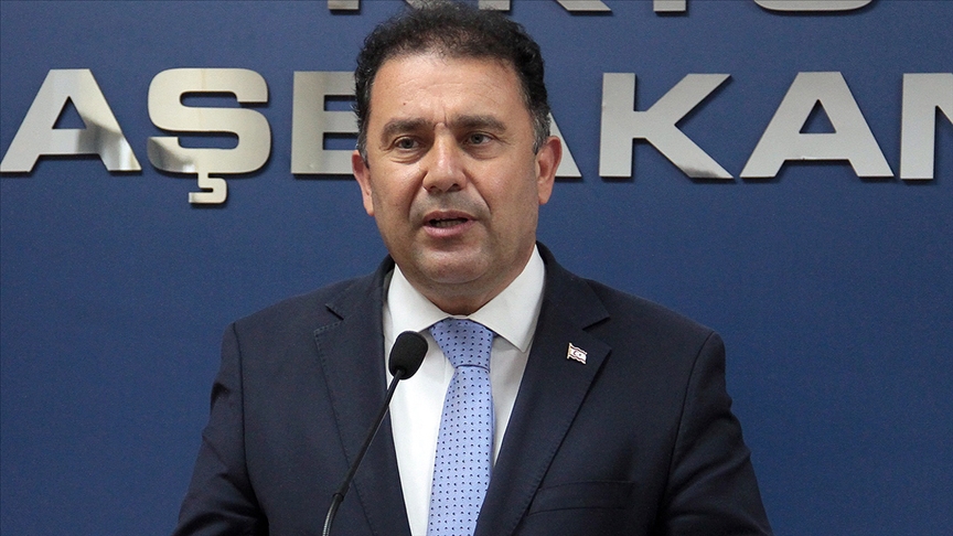 KKTC Başbakanı Ersan Saner istifasını sundu