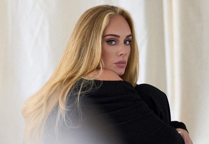 Adele: Boşandığım için utanıyorum