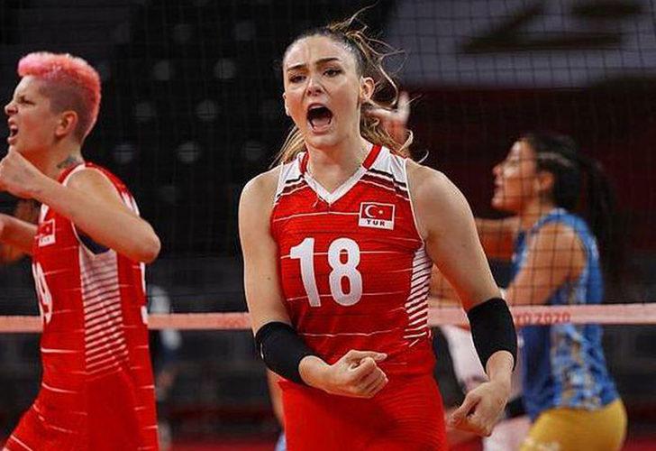 Milli voleybolcu Zehra Güneş sosyal medyayı salladı