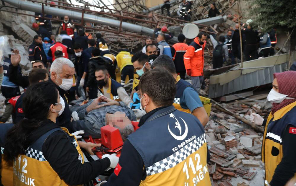 Malatya’da çöken bina ile ilgili 4 kişi gözaltına alındı