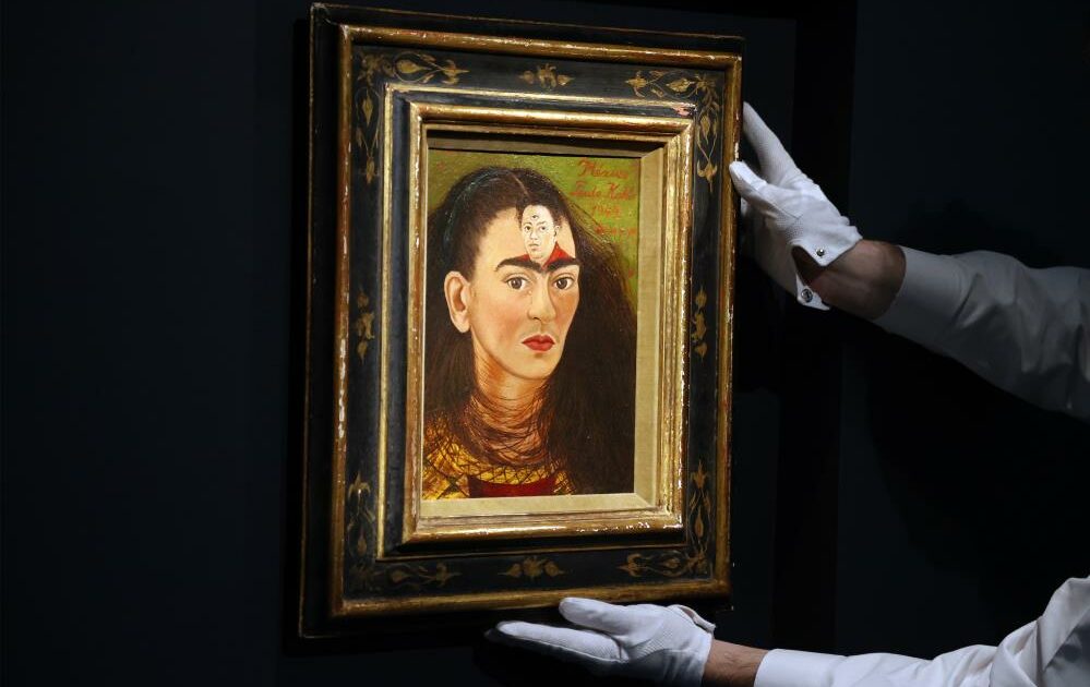 Frida Kahlo’nun otoportresi rekor fiyata satıldı