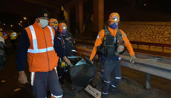 Köprüden düşen TIR alev alev yandı: 2 ölü, 1 ağır yaralı