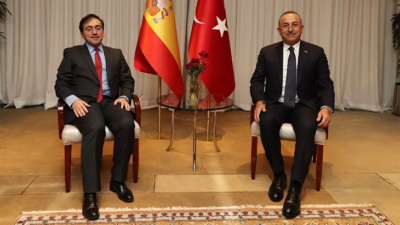 Dışişleri Bakanı Çavuşoğlu, İspanyol mevkidaşı Albares ile görüştü