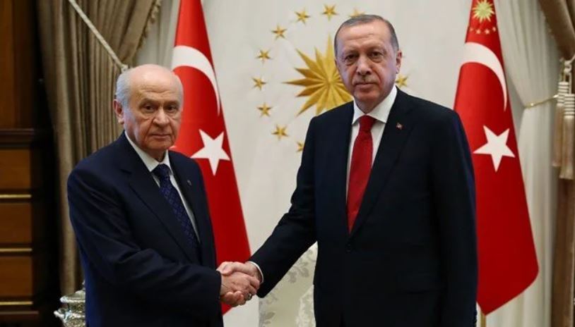 Bahçeli’den Cumhurbaşkanı Erdoğan’a tebrik