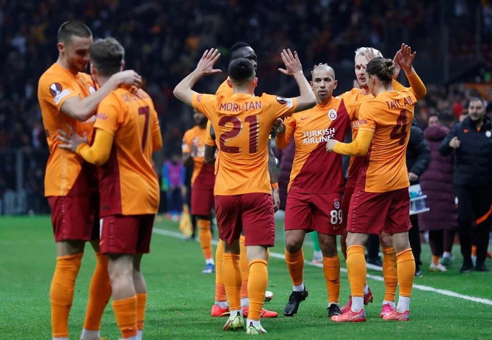 UEFA Avrupa Ligi’nin en iyi 11’ine Galatasaray’dan iki oyuncu