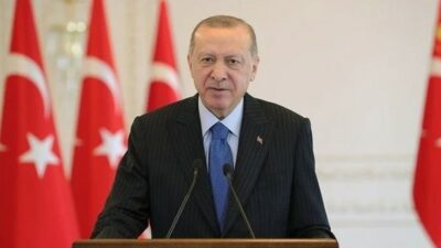 Cumhurbaşkanı Erdoğan: FETÖ’cülerin iadesinde dayanışma bekliyoruz